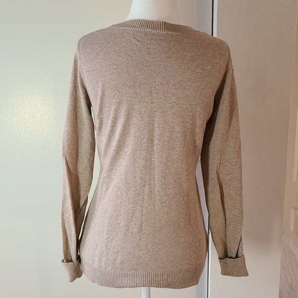 Express Sweater - Picture 4 of 4